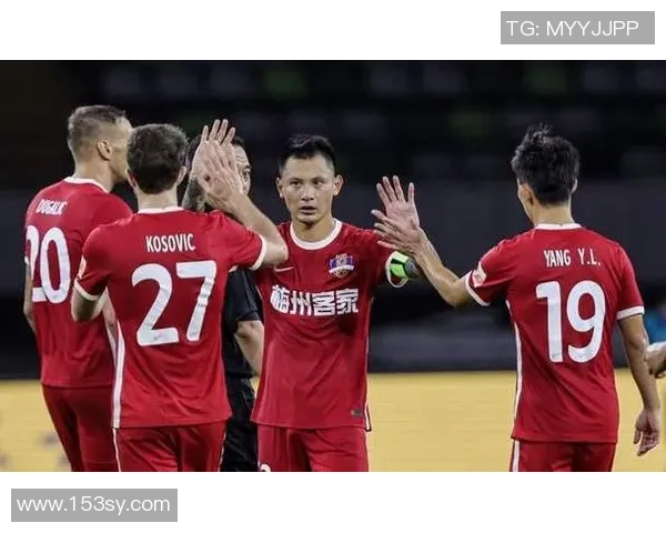 上海海港强挖茹子楠？豪门“囤后卫”乱象，本乡好苗子为何只剩抢